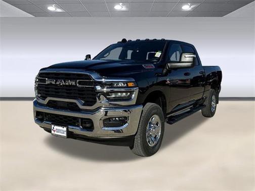 2025 RAM 2500 Tradesman Crew Cab 4x4 6'4' Box