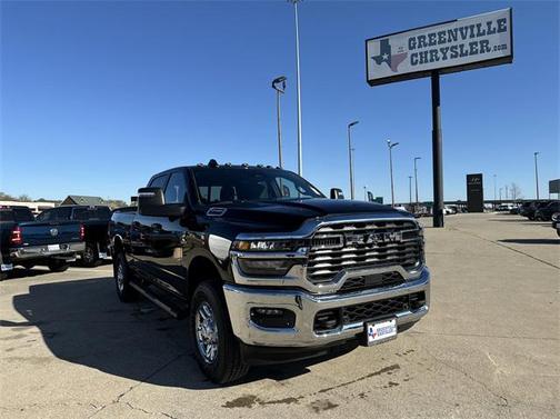 2025 RAM 2500 Tradesman Crew Cab 4x4 6'4' Box
