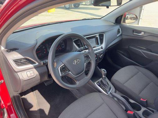 2021 Hyundai Accent SE