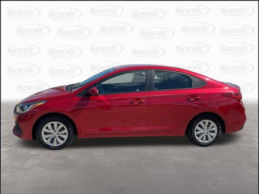 2021 Hyundai Accent SE