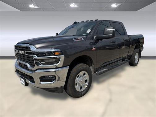 2025 RAM 2500 Tradesman Crew Cab 4x4 6'4' Box
