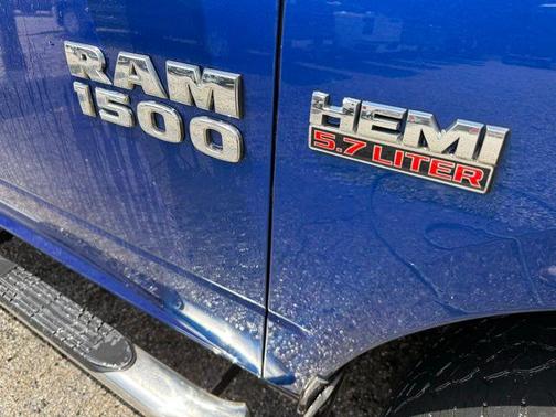 Blue Streak Pearlcoat 2015 RAM 1500 Big Horn