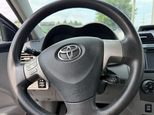 Magnetic Gray Metallic 2013 Toyota Corolla LE