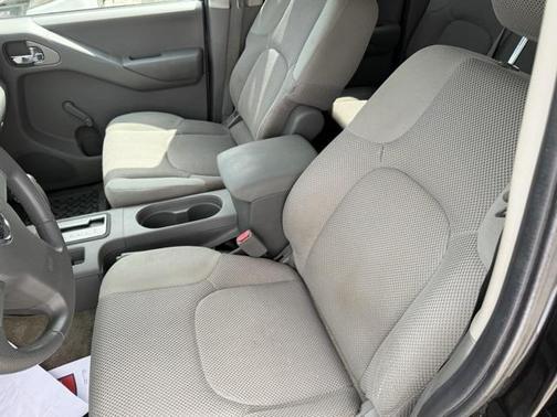 2013 Nissan Frontier S