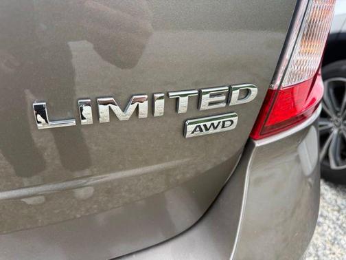 Mineral Gray Metallic 2013 Ford Edge Limited