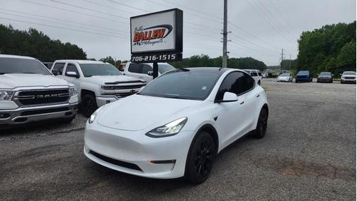2022 Tesla Model Y Long Range Dual Motor All-Wheel Drive