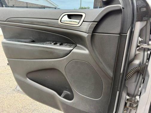 Billet Silver Metallic Clearcoat 2019 Jeep Grand Cherokee Altitude