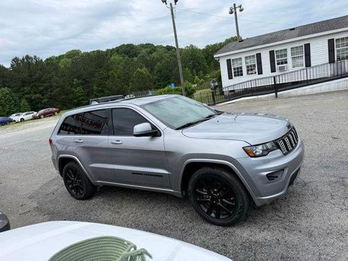 Billet Silver Metallic Clearcoat 2019 Jeep Grand Cherokee Altitude