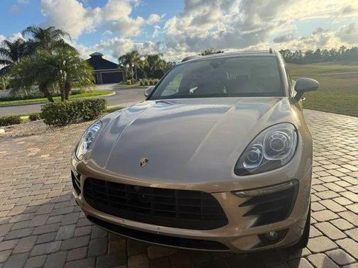 2016 Porsche Macan S