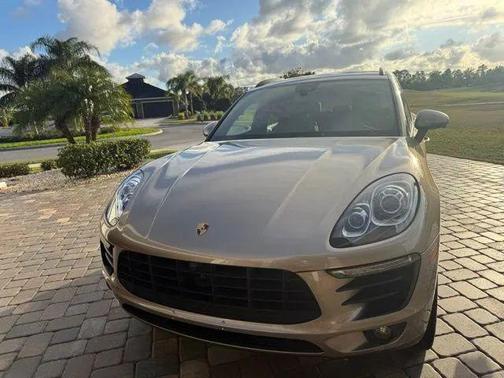 2016 Porsche Macan S