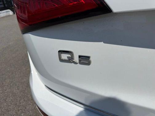 2017 Audi Q5 2.0T Premium Plus