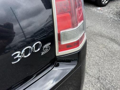 2013 Chrysler 300 S