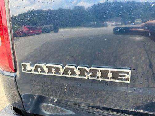 Patriot Blue Pearlcoat 2020 RAM 1500 Laramie