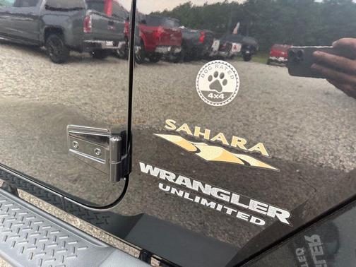 Black Clearcoat 2014 Jeep Wrangler Unlimited Sahara