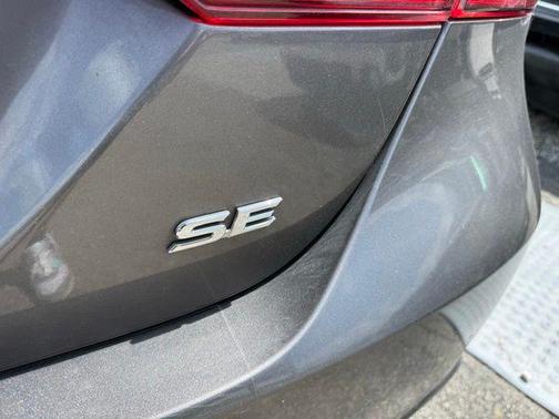 Predawn Gray Mica 2021 Toyota Camry SE