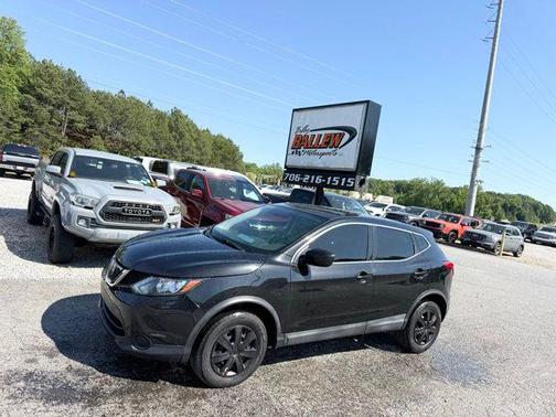 Magnetic Black Pearl 2019 Nissan Rogue Sport S