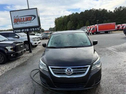 2012 Volkswagen Routan SE