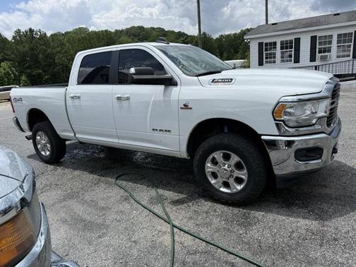 2019 RAM 2500 Big Horn Crew Cab 4x4 6'4' Box