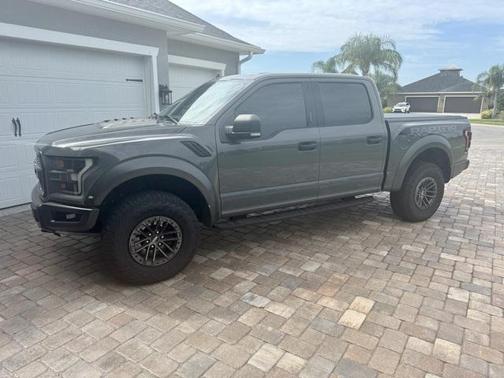 2020 Ford F-150 Raptor