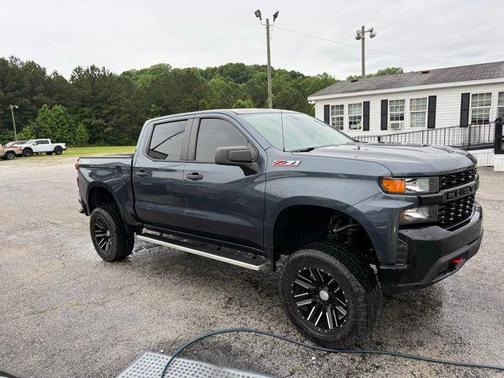 Shadow Gray Metallic 2020 Chevrolet Silverado 1500 Custom Trail Boss