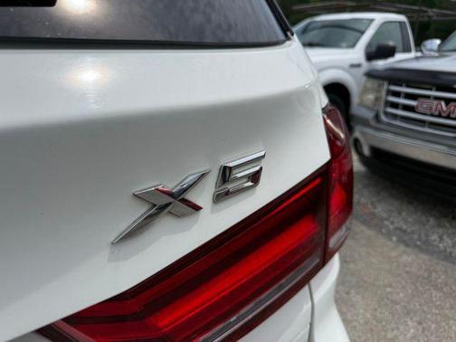 Alpine White 2017 BMW X5 xDrive35i