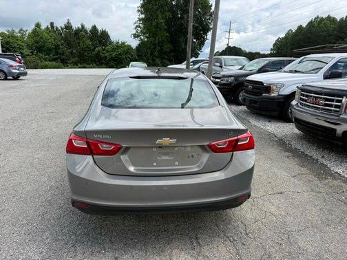 Pepperdust Metallic 2018 Chevrolet Malibu LT