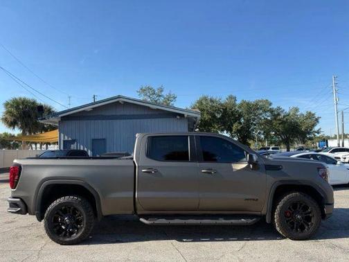 2022 GMC Sierra 1500 AT4