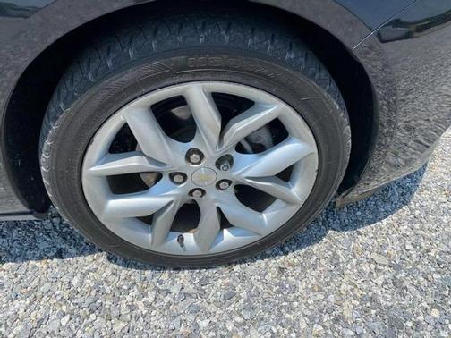 Mosaic Black Metallic 2016 Chevrolet Impala LT