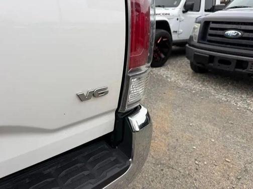 2022 Toyota Tacoma SR5