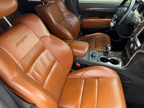 Granite Crystal Metallic Clearcoat 2015 Jeep Grand Cherokee SRT