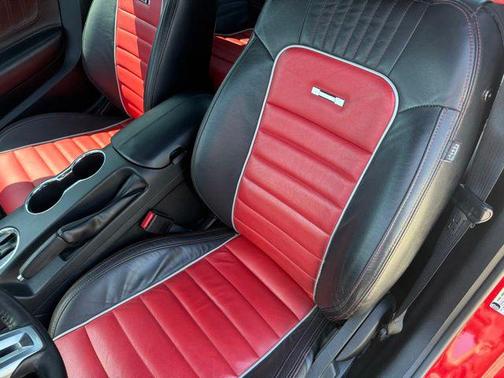 Race Red 2016 Ford Mustang V6