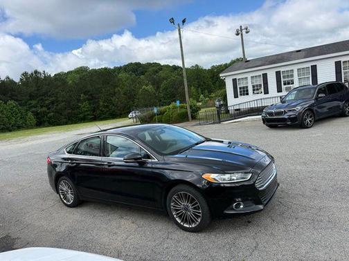 Tuxedo Black Metallic 2014 Ford Fusion SE