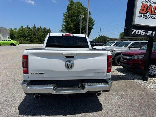 Ivory White Tri-Coat Pearlcoat 2023 RAM 1500 Laramie