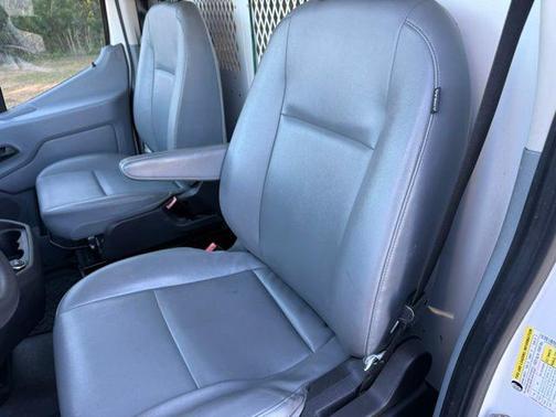 Oxford White 2019 Ford Transit-150 Base