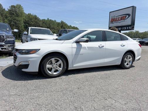 Summit White 2023 Chevrolet Malibu 1LS