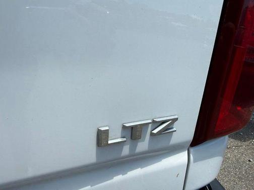 Summit White 2023 Chevrolet Silverado 3500 LTZ