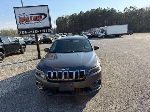 Granite Crystal Metallic Clearcoat 2019 Jeep Cherokee Latitude Plus