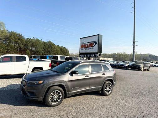 Granite Crystal Metallic Clearcoat 2019 Jeep Cherokee Latitude Plus