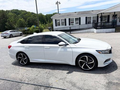 Platinum White Pearl 2019 Honda Accord Sport