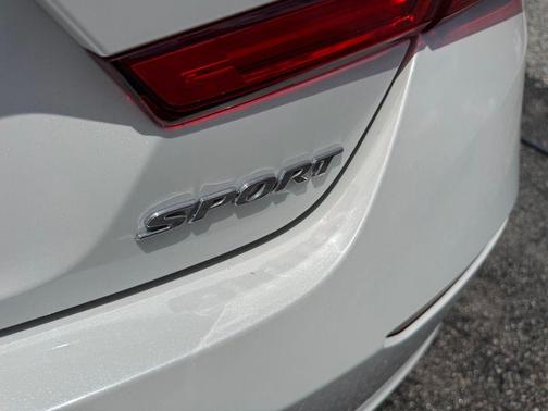 Platinum White Pearl 2019 Honda Accord Sport