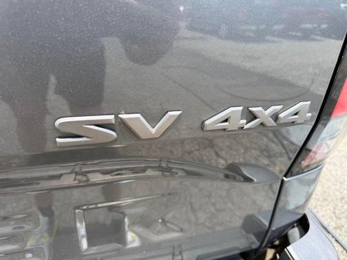 Gun Metallic 2023 Nissan Frontier SV