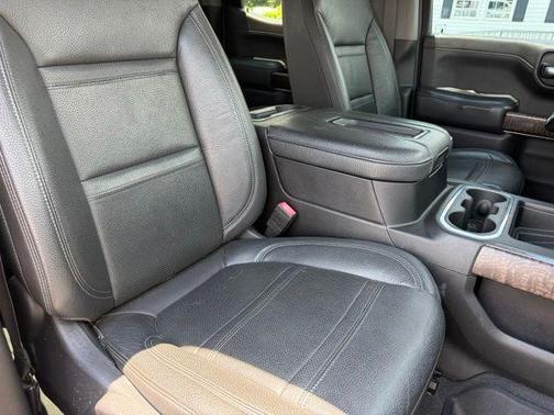 White Frost Tricoat 2019 GMC Sierra 1500 Denali