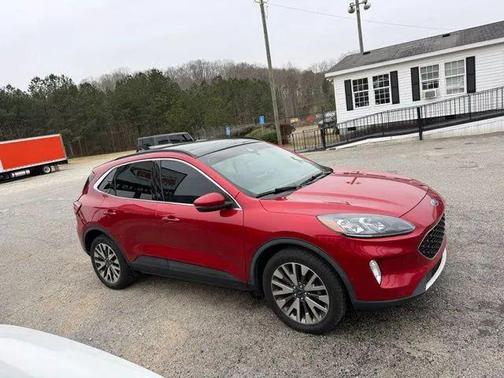 2020 Ford Escape Titanium