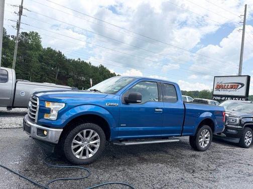 Lightning Blue 2017 Ford F-150 XLT