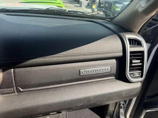 2021 RAM 2500 Laramie Crew Cab 4x4 6'4' Box