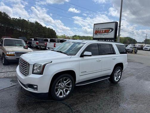 White Frost Tricoat 2017 GMC Yukon SLT