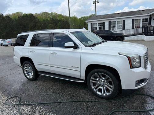 White Frost Tricoat 2017 GMC Yukon SLT