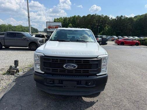 Oxford White 2023 Ford F-250 XL