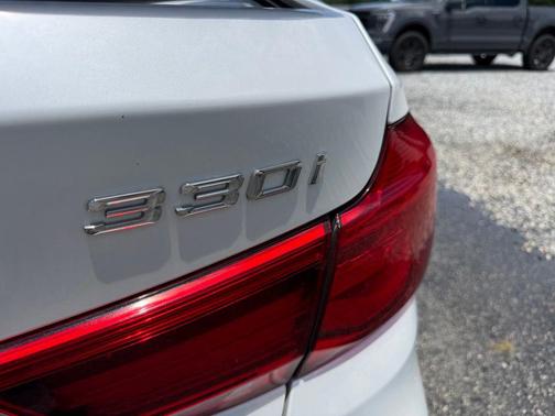Mineral White Metallic 2018 BMW 330 Gran Turismo xDrive