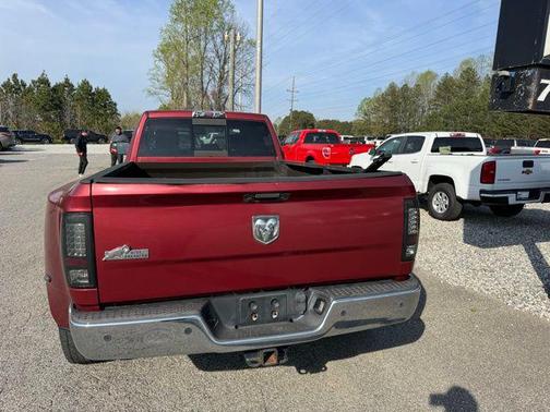 Deep Cherry Red Crystal Pearlcoat 2014 RAM 3500 Big Horn